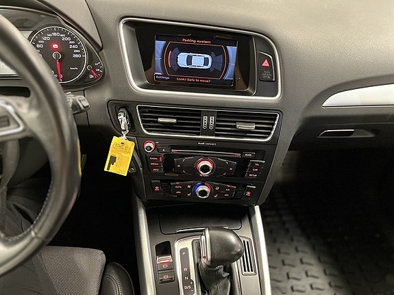 Audi Q5 8 of 12