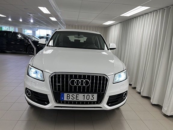 Audi Q5 4 of 12
