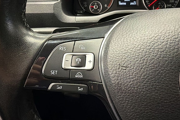 Volkswagen Caddy Maxi 18 of 18