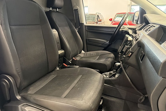 Volkswagen Caddy Maxi 12 of 18