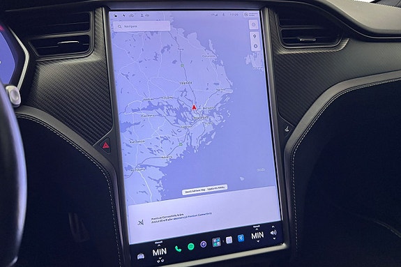 Tesla Model S 23 of 30