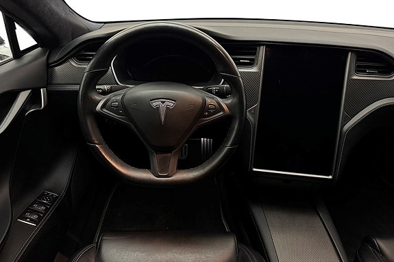 Tesla Model S 19 of 30