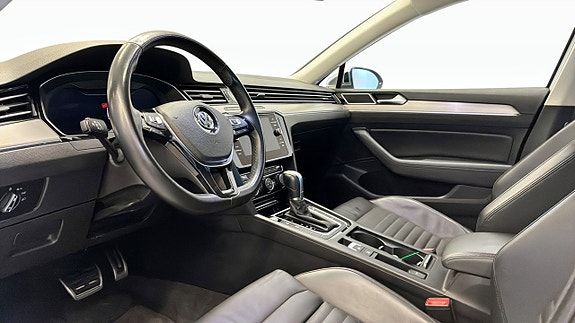 Volkswagen Passat Alltrack 7 of 13