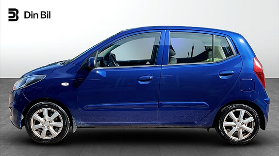 Hyundai i10 2 of 12