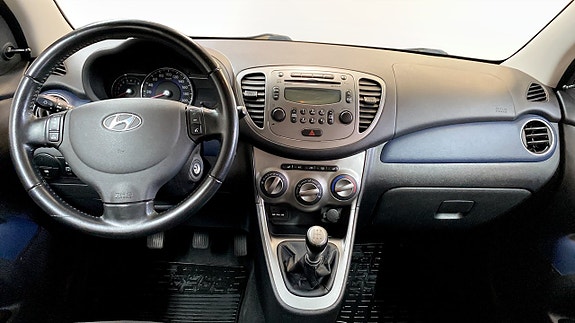 Hyundai i10 10 of 12