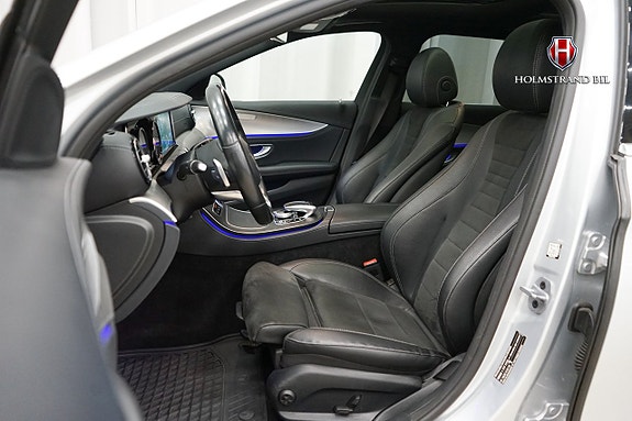 Mercedes-Benz E220 9 of 25