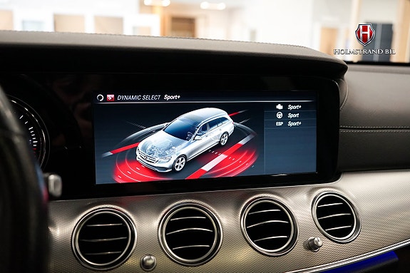 Mercedes-Benz E220 17 of 25