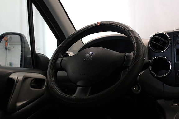 Peugeot Partner Tepee 14 of 14