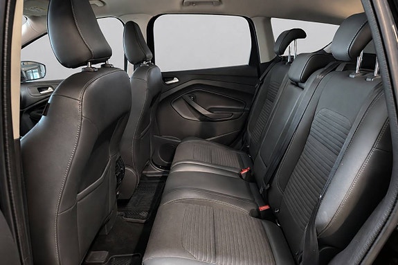 Ford Kuga 9 of 18