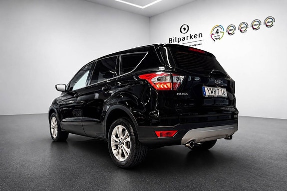 Ford Kuga 3 of 18