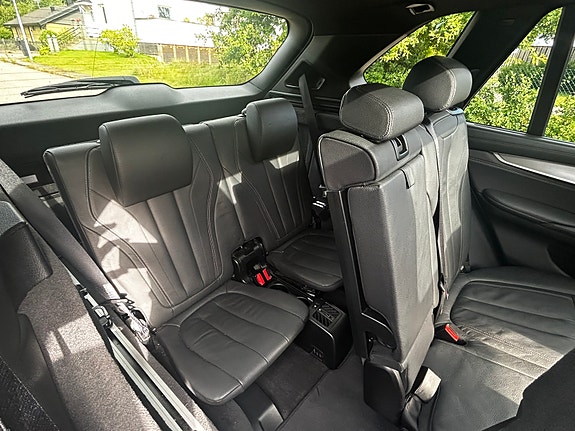 BMW X5 5 of 7