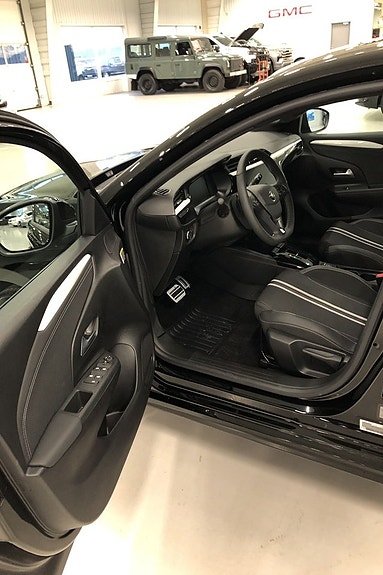 Opel Corsa 9 of 11