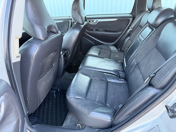 Volvo V70 6 of 12