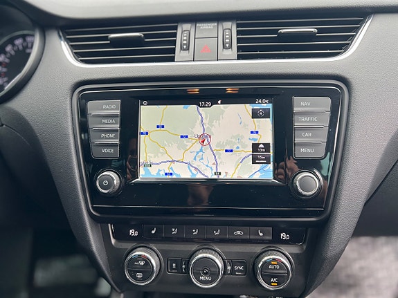 Skoda Octavia 17 of 23