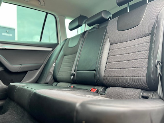 Skoda Octavia 15 of 23