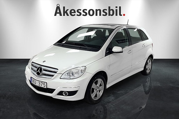 Mercedes-Benz B170 3 of 9