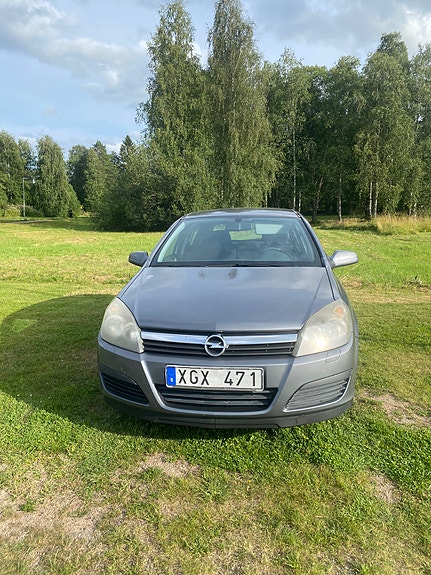 Opel Astra 4 of 6