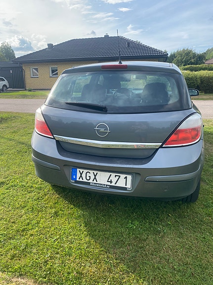 Opel Astra 3 of 6