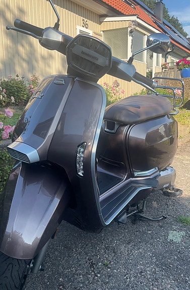 Lambretta V125 SPECIAL FLEX 4 of 4