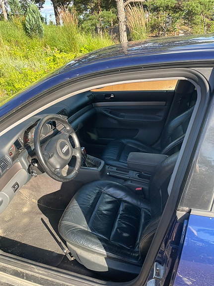 Audi A4 5 of 5