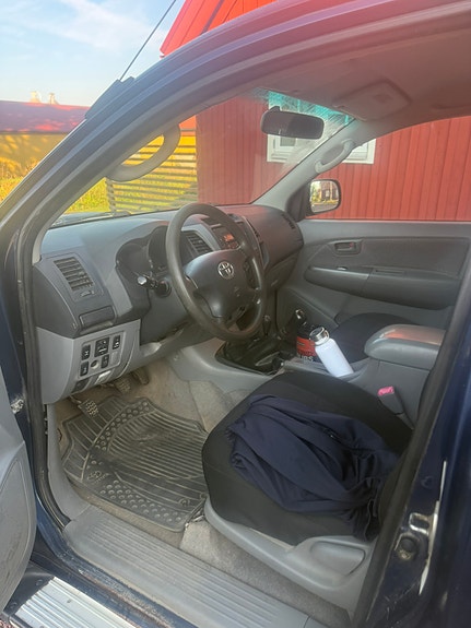 Toyota HiLux 6 of 7