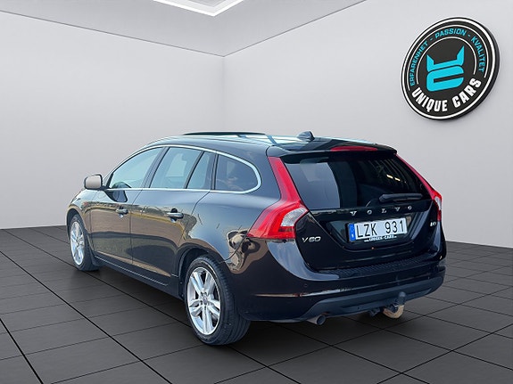 Volvo V60 5 of 21