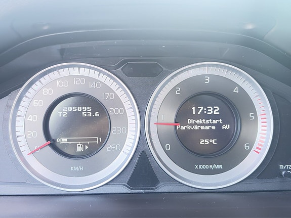 Volvo V60 17 of 21