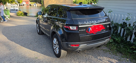 Land Rover Range Rover Evoque 3 of 3