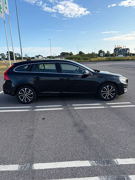 Volvo V60 5 of 14