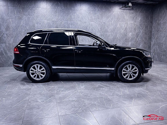 Volkswagen Touareg 8 of 29