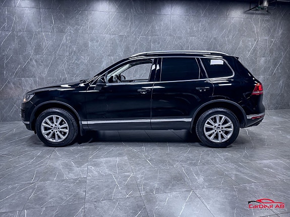 Volkswagen Touareg 4 of 29