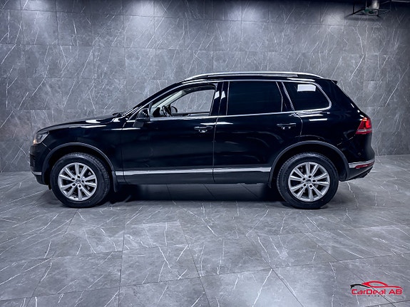 Volkswagen Touareg 4 of 29