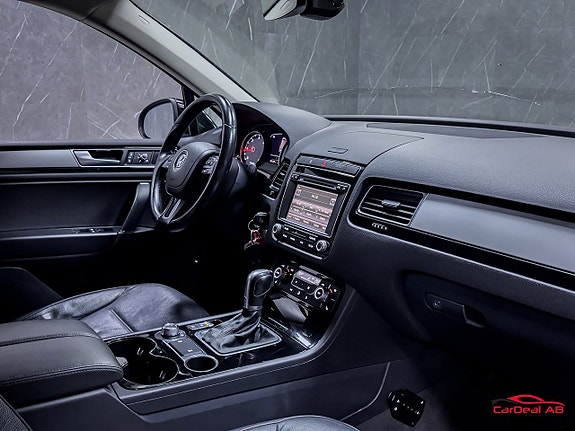 Volkswagen Touareg 13 of 29