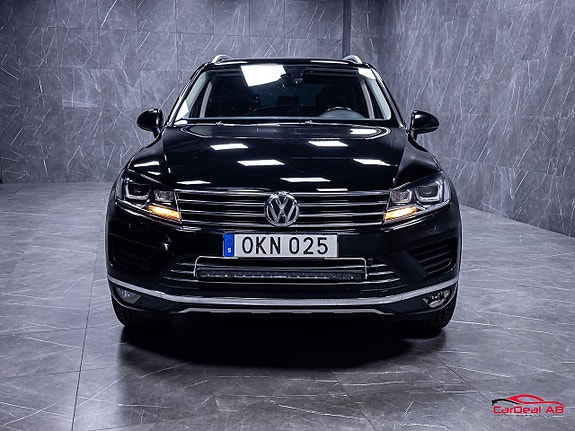 Volkswagen Touareg 2 of 29