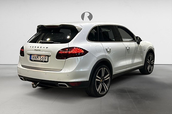 Porsche Cayenne 7 of 18