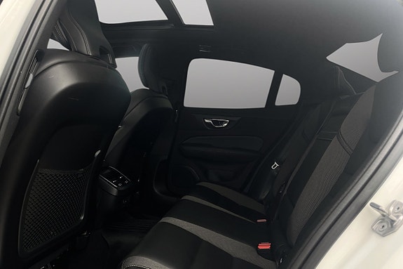 Volvo S60 15 of 30