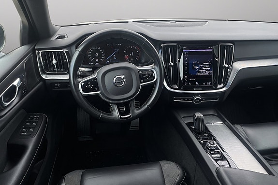 Volvo S60 12 of 30