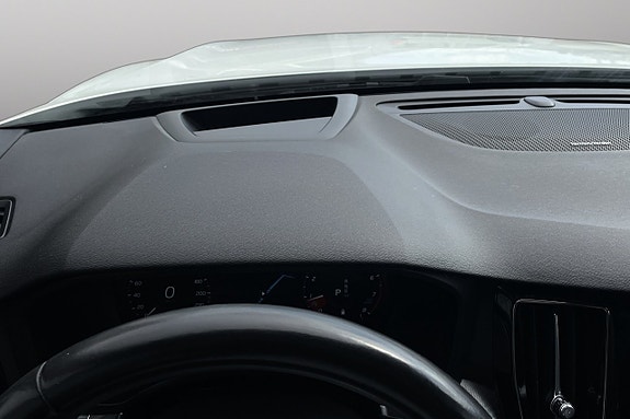 Volvo S60 19 of 30