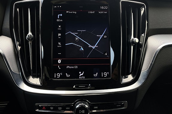 Volvo S60 28 of 30