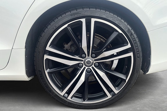 Volvo S60 10 of 30