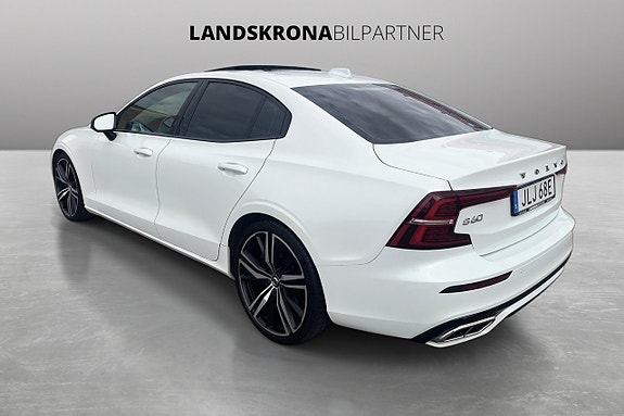 Volvo S60 7 of 30
