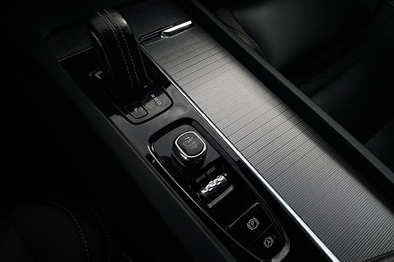 Volvo S60 24 of 30