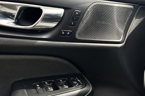 Volvo S60 21 of 30