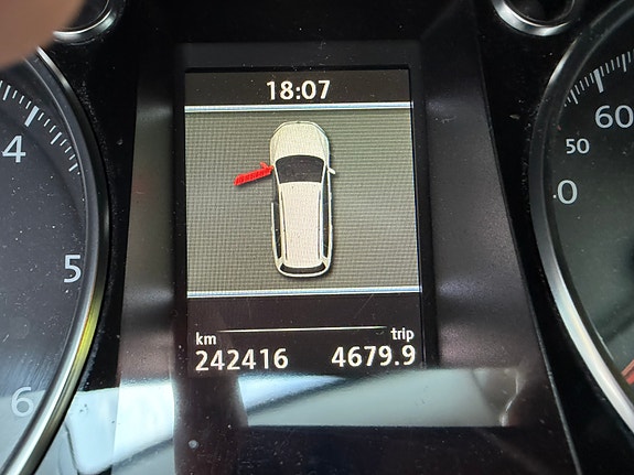 Volkswagen Passat Alltrack 6 of 10