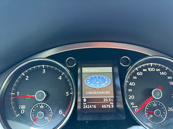 Volkswagen Passat Alltrack 8 of 10