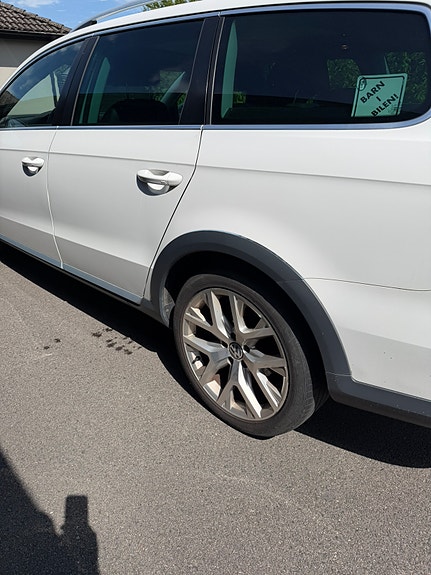Volkswagen Passat Alltrack 10 of 10