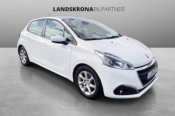 Peugeot 208 3 of 29