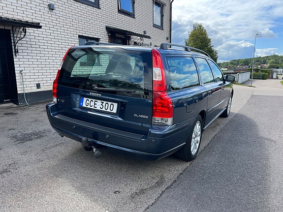 Volvo V70 10 of 18
