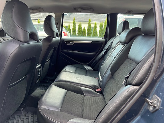 Volvo V70 14 of 18