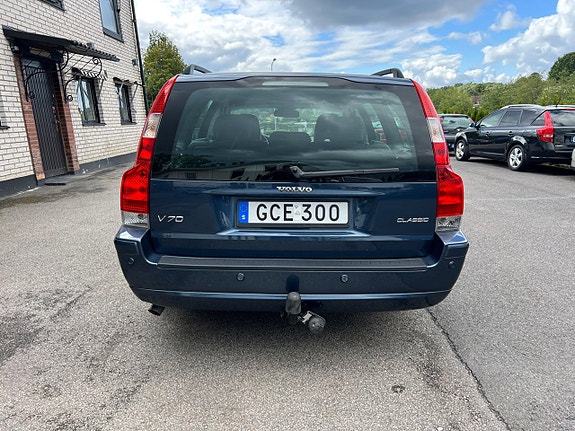 Volvo V70 9 of 18